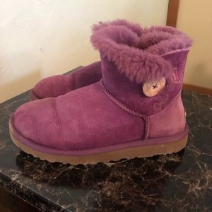 Size 7 uggs